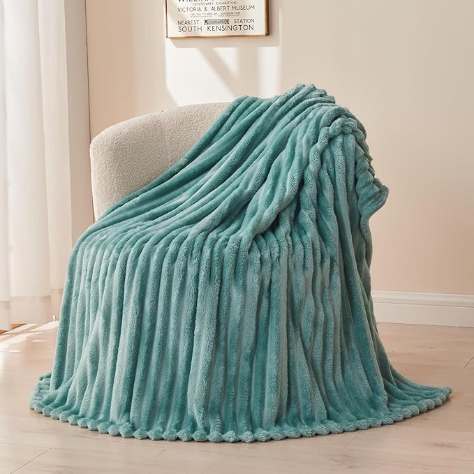 NEWCOSPLAY Super Soft King Blanket Mint Green Premium Silky Flannel Fleece 3D - Image 9