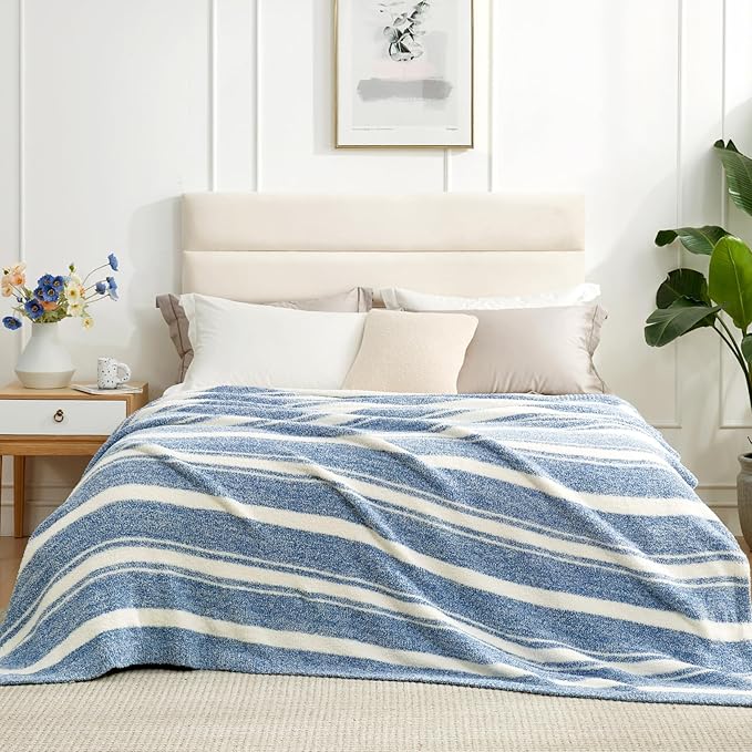 Snuggle Sac Queen Size Bedding Blankets, Oversized Bed Blankets Super Soft Warm by SnuggleSac