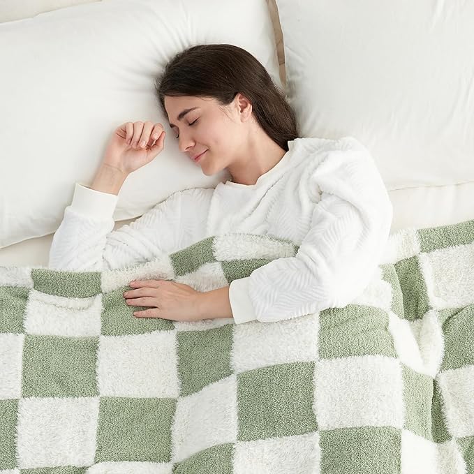 Snuggle Sac Sage Green Checkered Throw Blanket Faux Fur Knitted - Image 3