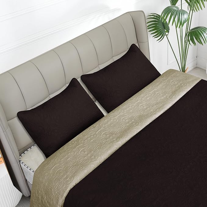Easy-Going Full/Queen Size Reversible Quilt Set - Image 2
