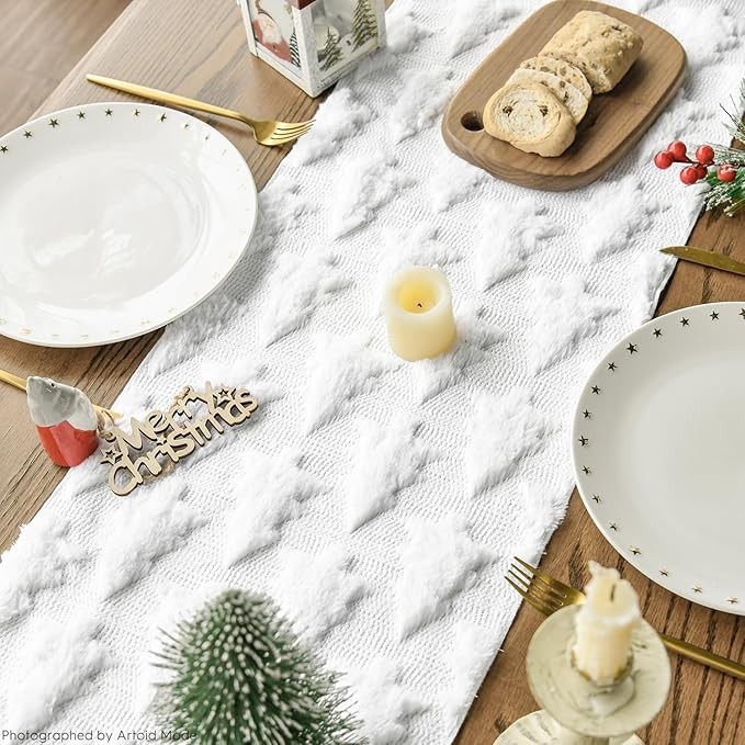 Artoid Mode Christmas Trees Soft Plush Faux Fur Jacquard Christmas Table Runner - Image 4