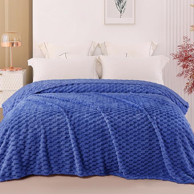 Exclusivo Mezcla King Size Fleece Blanket - Image 2