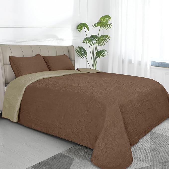 Easy-Going Twin Size Reversible Quilt Set by Easy-Going