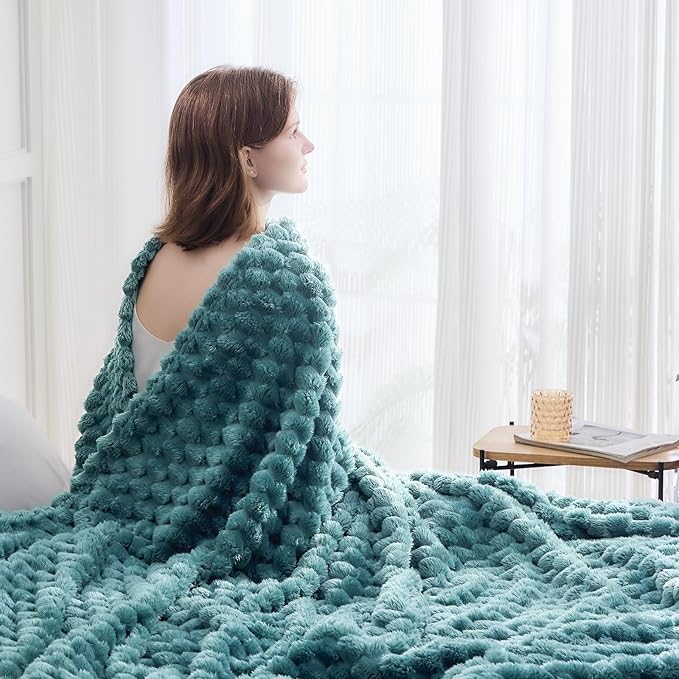 NEWCOSPLAY Super Soft Queen Blanket Light Teal Premium Silky Flannel Fleece 3D - Image 3