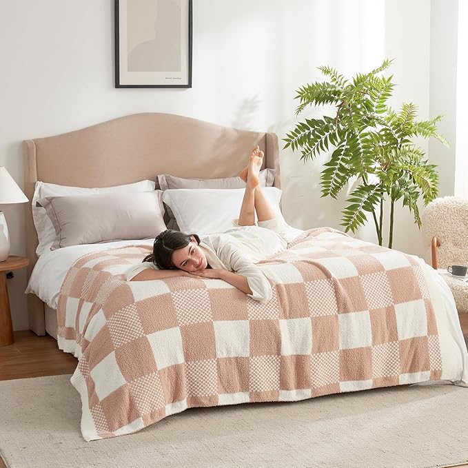 Snuggle Sac Checkered Blanket, 60x80 inches - Image 7