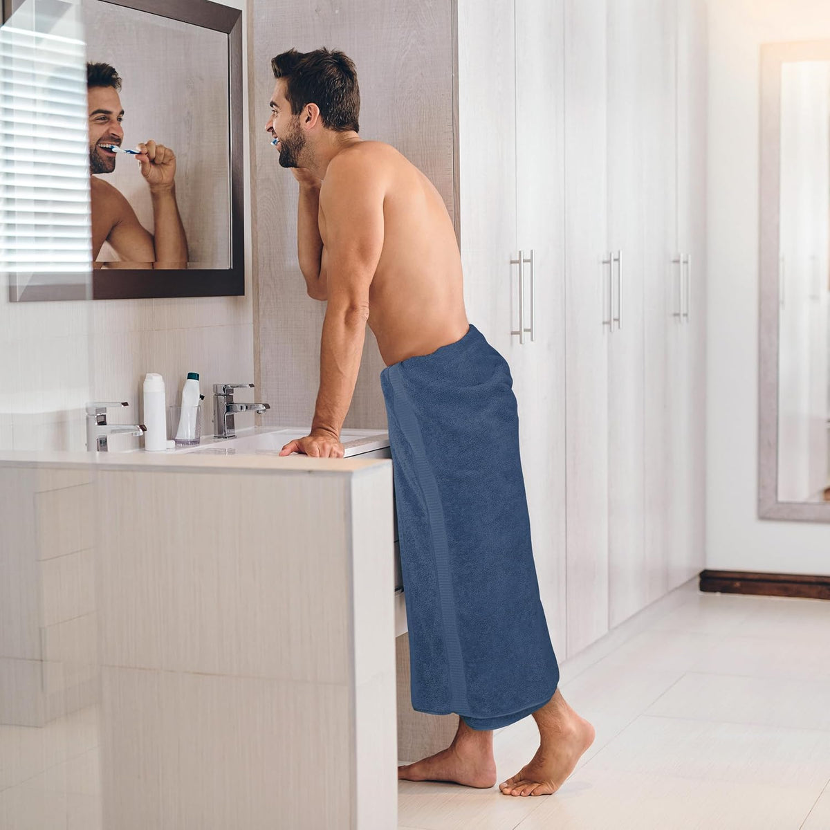 utopia towels jumbo bath sheets, 2 pack, 35x70, close-up detail