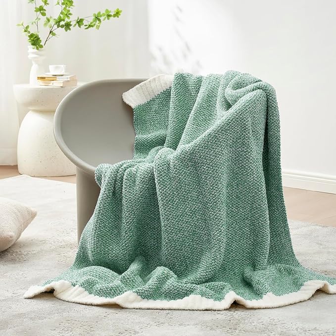 Snuggle Sac Green Throw Blanket, Ultra Soft Warm Blankets - Image 6