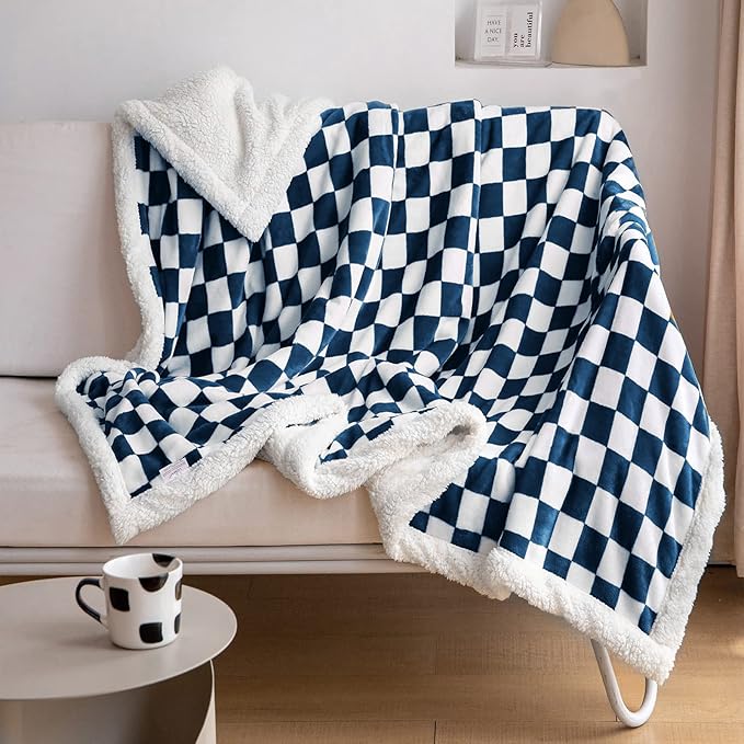 LOMAO Sherpa Throw Blanket Fleece Blanket by LOMAO