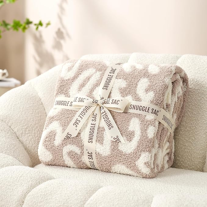 Snuggle Sac Leopard Throw Blanket - Image 7