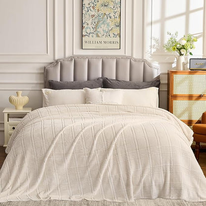 Oversized King Fleece Blanket 120x120 Inches, Seamless Soft Cozy 3D Jacquard - Image 3