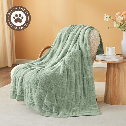 Snuggle Sac Faux Fur Checkered Blanket Twin Size - Image 6