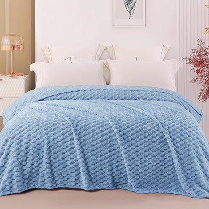 Exclusivo Mezcla Queen Size Fleece Blanket - Image 2