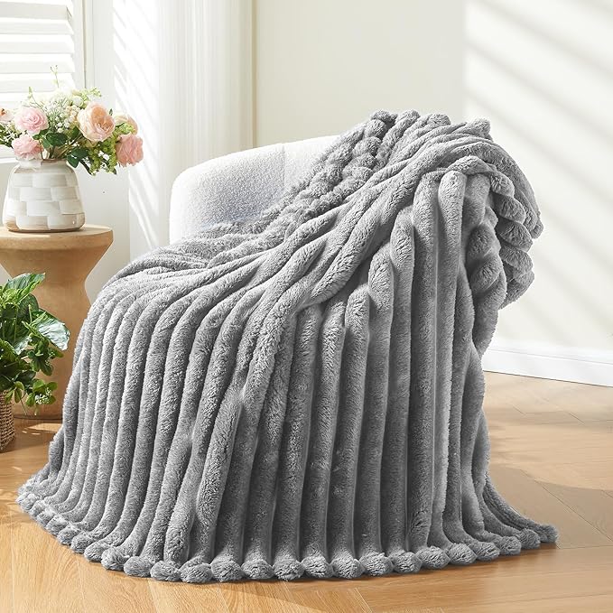 NEWCOSPLAY Super Soft Twin Blanket Light Grey Premium Silky Flannel Fleece 3D by NEWCOSPLAY