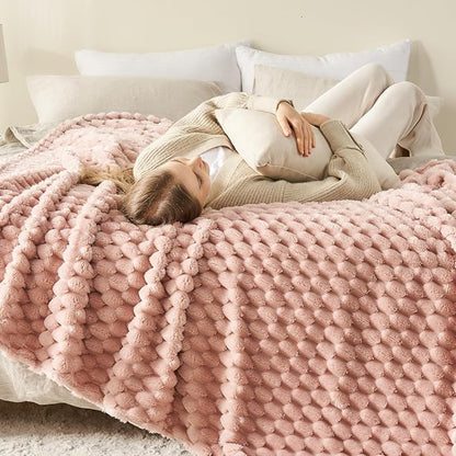 NEWCOSPLAY Super Soft Queen Blanket Pink Premium Silky Flannel Fleece 3D Clouds - Image 3