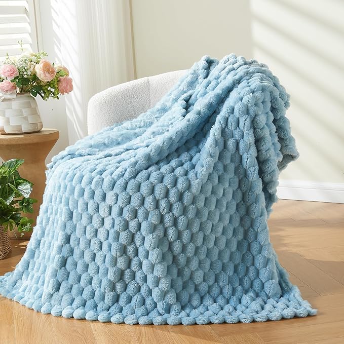 NEWCOSPLAY Super Soft King Blanket Blue Premium Silky Flannel Fleece 3D Clouds - Image 7