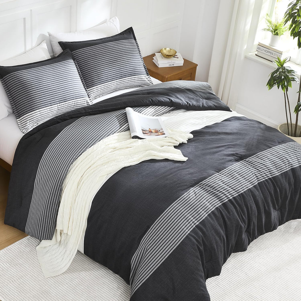 litanika full comforter set black - 3 pieces, side view