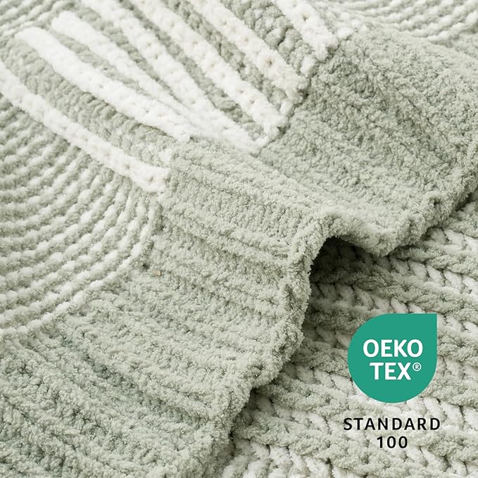 Amélie Home Checkered Knit Throw Blanket - Image 7
