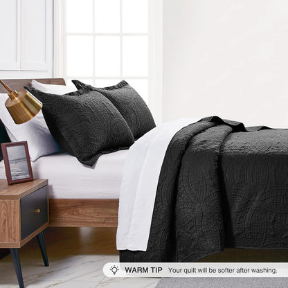 love's cabin king size quilt set black bedspreads, side view