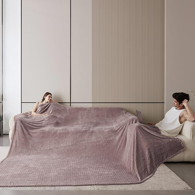 Oversized King Fleece Blanket 120x120 Inches, Seamless Soft Cozy 3D Jacquard - Image 4