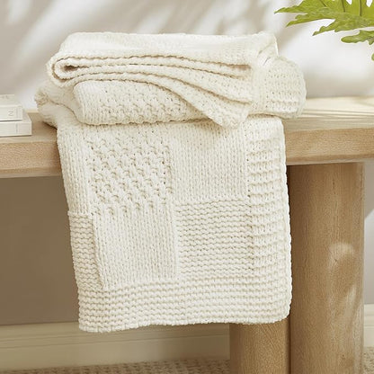 Amélie Home Checkered Chenille Knit Throw Blanket by Am%C3%A9lieHome