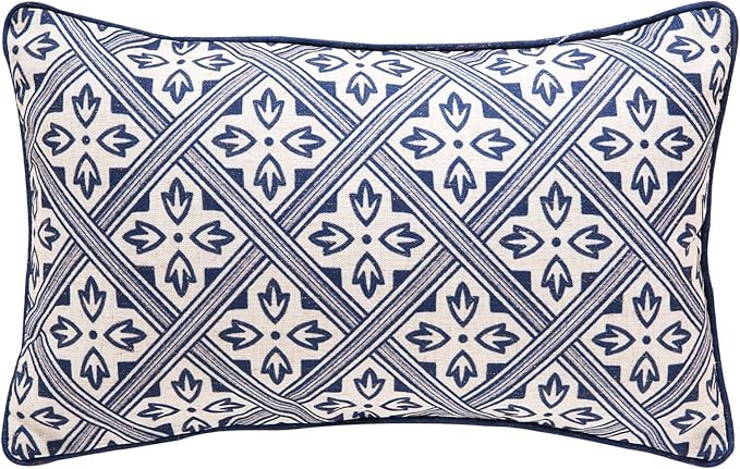 patdrea Designer Throw Pillow Covers, Chinoiserie Blue Elegant Linen by Welcometopatdrea