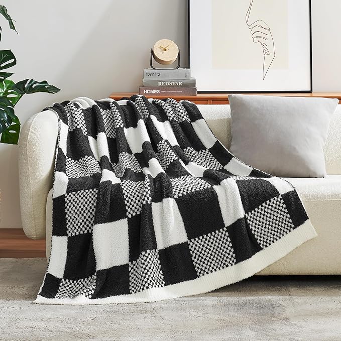 Snuggle Sac Checkered Blanket by SnuggleSac