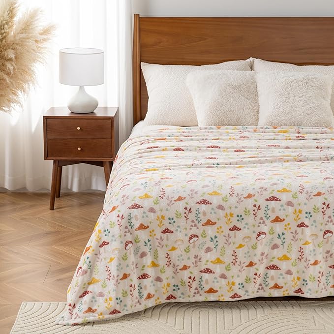 Luxury Printed Fleece Warm Blanket, Soft Lightweight Velvety Plush Throw by Unknown