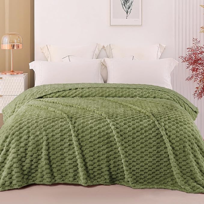 Exclusivo Mezcla Queen Size Fleece Blanket - Image 2