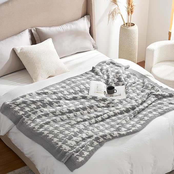 Snuggle Sac Houndstooth Throw Blanket - Image 7