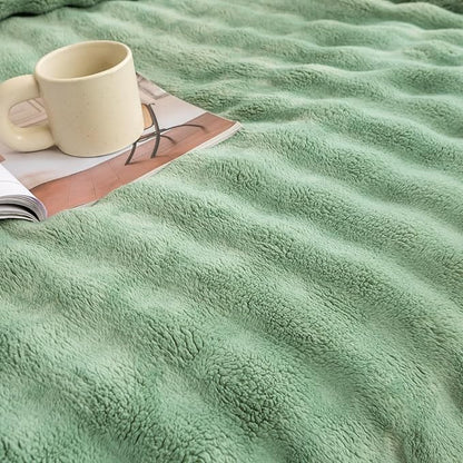 YUSOKI Luxury 3D Bubble Throw Blanket 3.1lb, All Ages, Home Decoration - Image 4