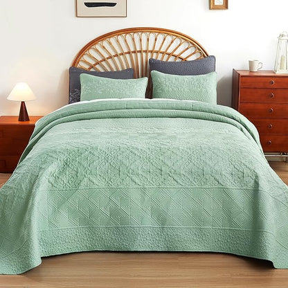 EVENHUG Floral Embroidered Quilt Set King Size 3 Piece Bedding Set Reversible - Image 4