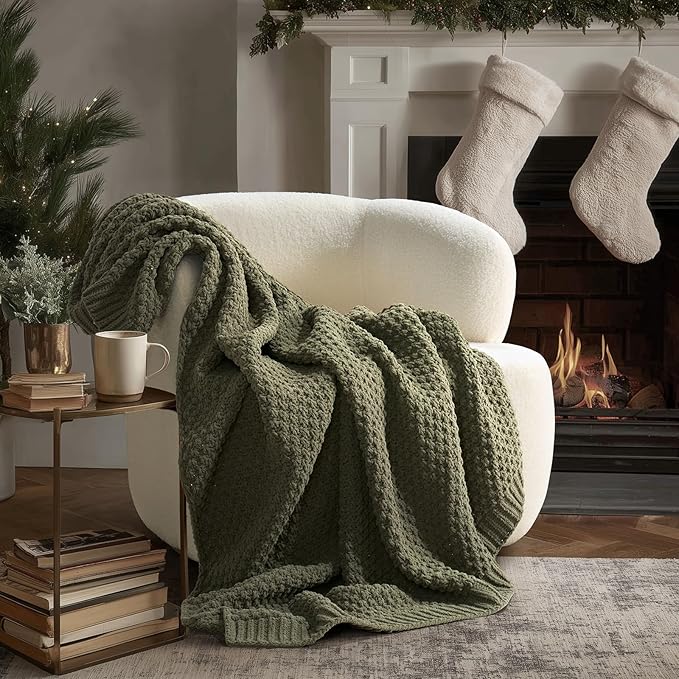 EVERGRACEHOME Chunky Chenille Knit Throw Blanket by EVERGRACEHOME