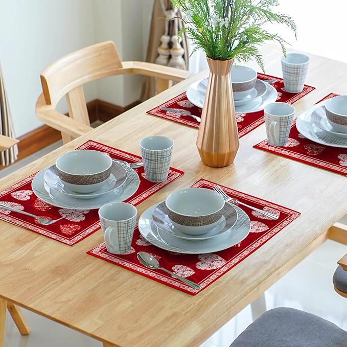 Giwawa Love Heart Placemats Set of 4, Valentines Day Red White Hearts Print - Image 7