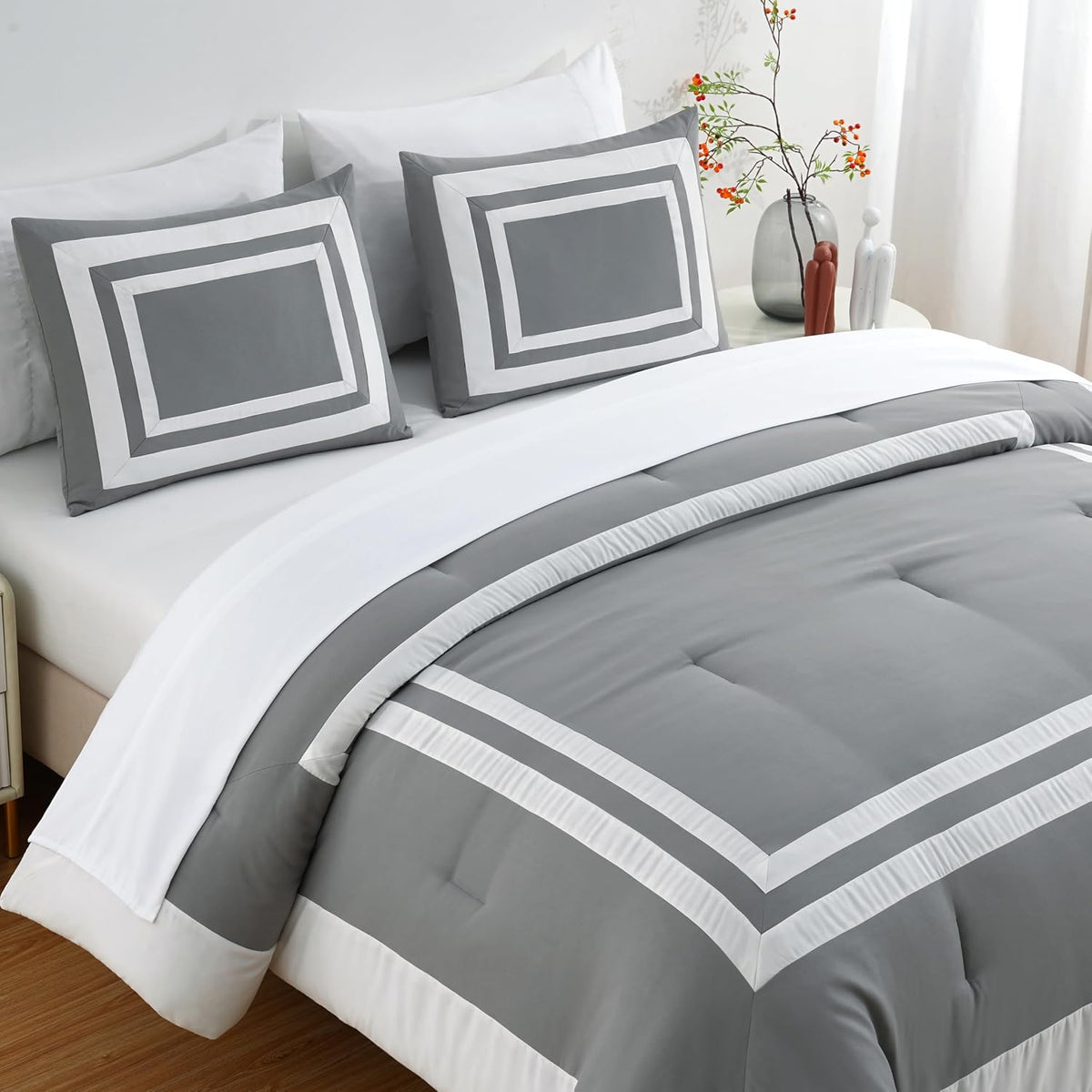 chezmoi collection wyatt 7-piece king bed in a shown in use
