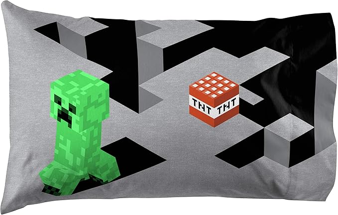 Jay Franco Minecraft Lone Creeper 1 Pack Pillowcase - Image 2