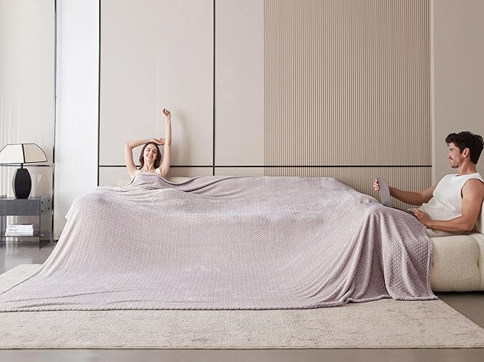Oversized King Fleece Blanket 120x120 Inches, Seamless Soft Cozy 3D Jacquard - Image 4