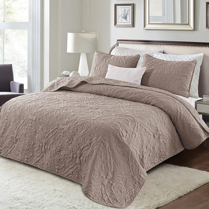 exclusivo mezcla 3 piece quilts queen size bedding shown in use