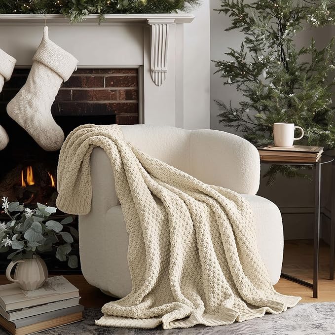 EVERGRACEHOME Chunky Chenille Knit Throw Blanket by EVERGRACEHOME