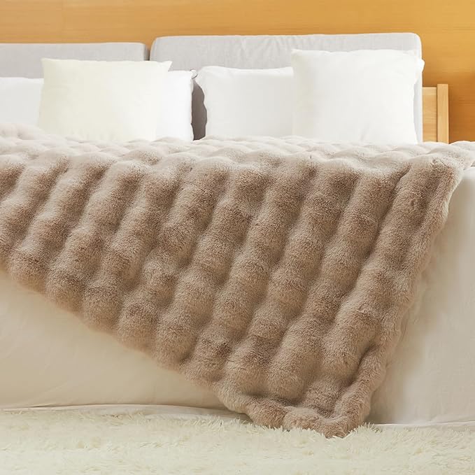 The Malibu Blanket - Image 6