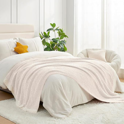 Snuggle Sac Buttery Ivory Throw Blanket - Image 8