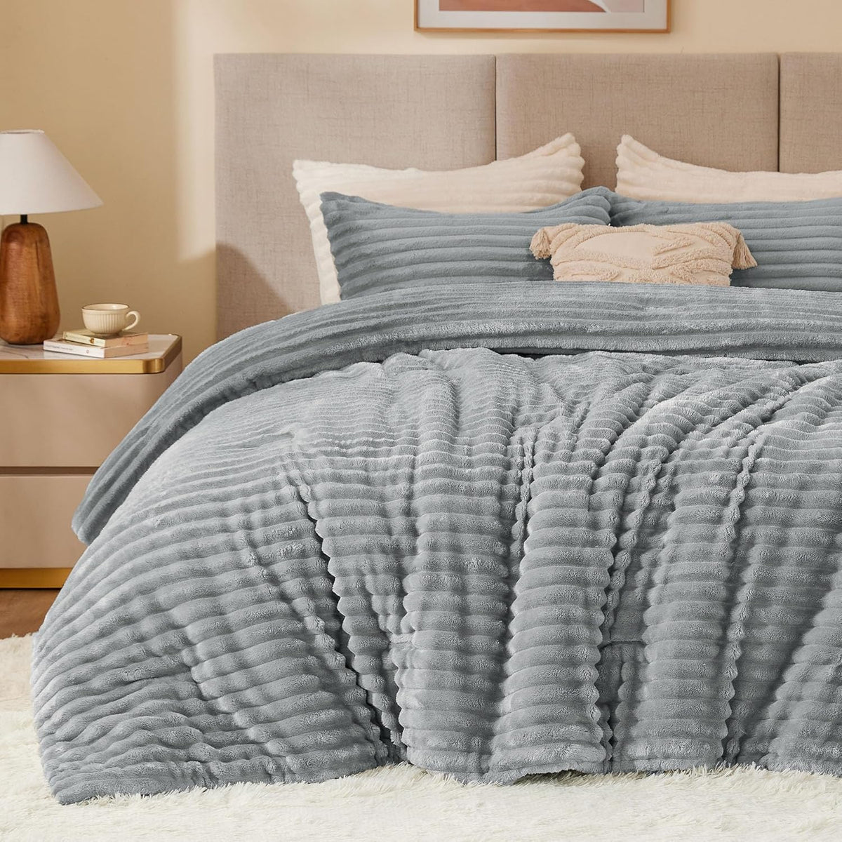 bedelite fleece king comforter set, fluffy bed set, main product view