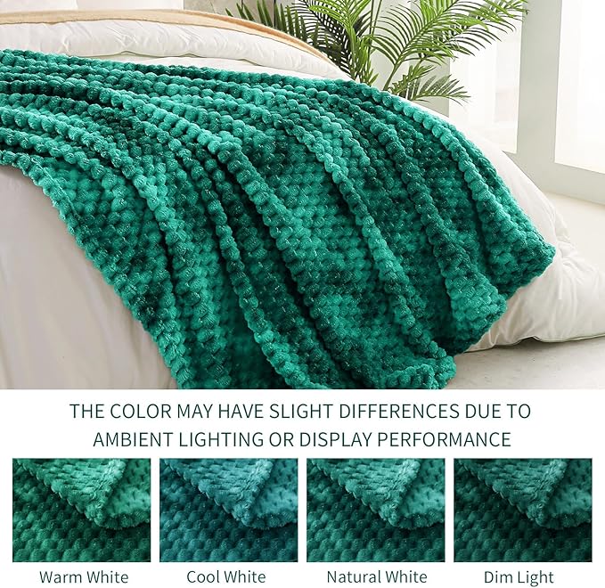 Exclusivo Mezcla Twin Size Fleece Blanket - Image 4