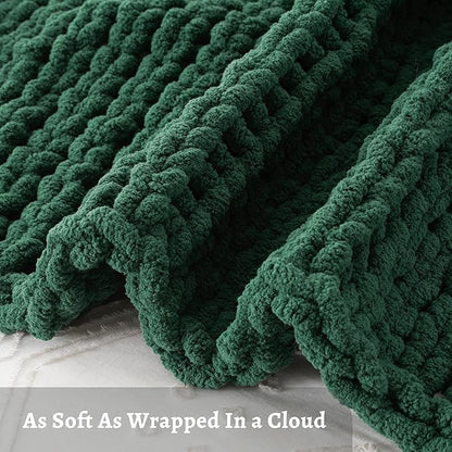 Battilo Dark Green Chunky Knit Throw Blanket, Soft and Thick Chirstmas Green - Image 5