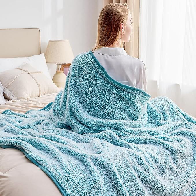 EMME Soft Sherpa Fleece Blanket Reversible Plush Fluffy Large Blanket, Light - Image 3