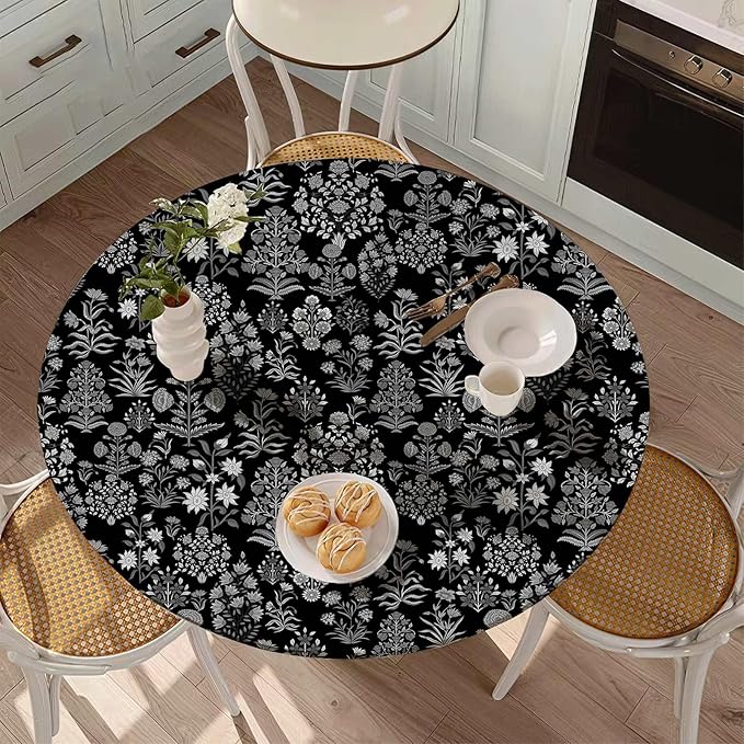 Black Fitted Round Tablecloth - Image 3