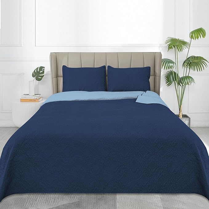 Easy-Going Twin Size Reversible Quilt Set - Image 2