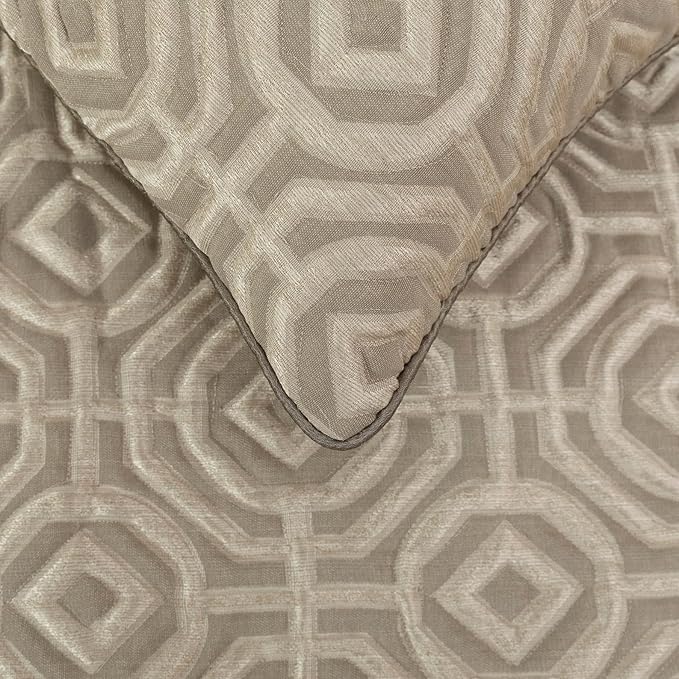 The HomeCentric King/Queen/Twin Beige Designer Queen 74"x18" Bed Runner - Image 3