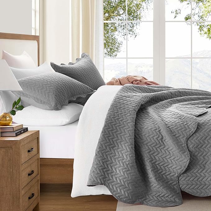 IR Imperial Rooms 8 Pack California King Quilt Bedding Set - Image 8