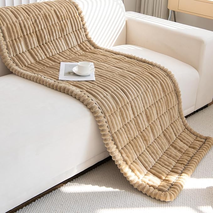 Non Slip Fuzzy Pet Couch Covers - Image 4