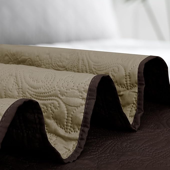 Easy-Going Twin Size Reversible Quilt Set - Image 7